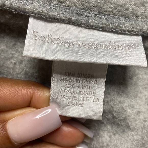 Soft Surroundings Grey Sweater Cardigan Mismatched Buttons Flared Sleeves L - Picture 4 of 5